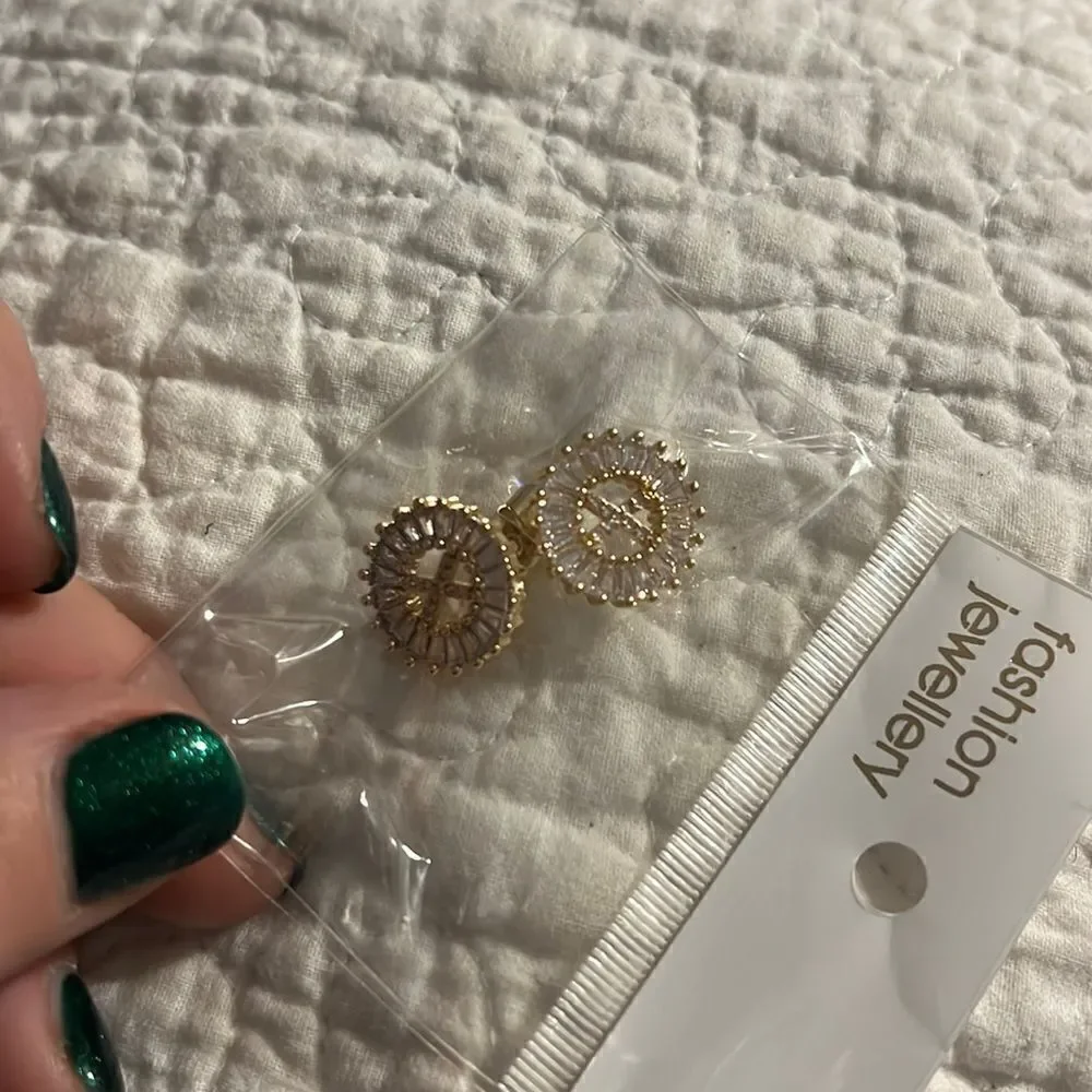 New Round Earrings